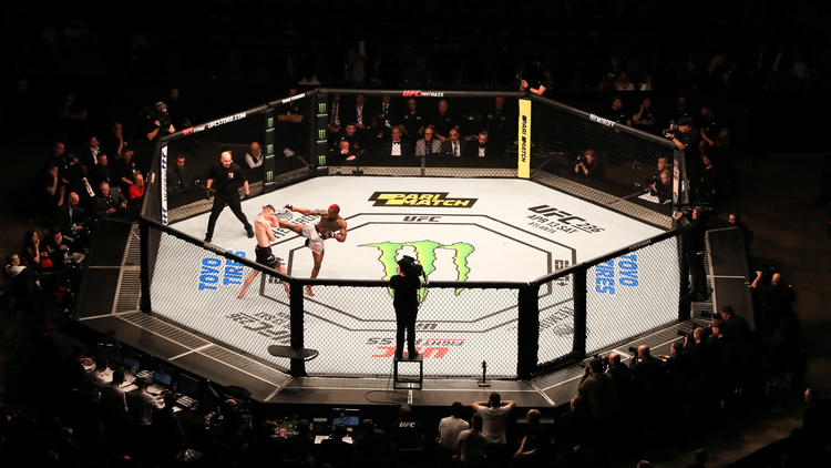 Le MMA : Un Sport Complet entre Discipline, Stratégie et Controverse